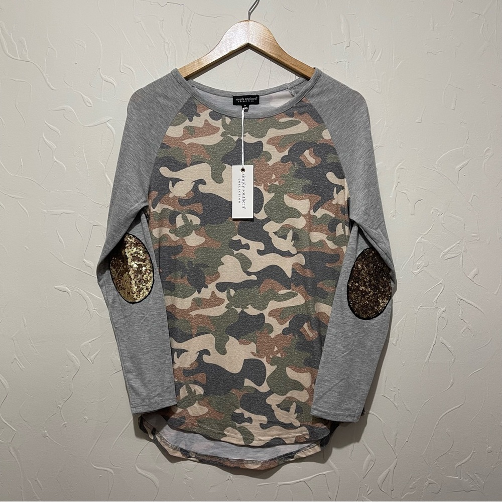4/$15 Simply Southern Gray and Green 3/4 Sleeve Sweatshirt